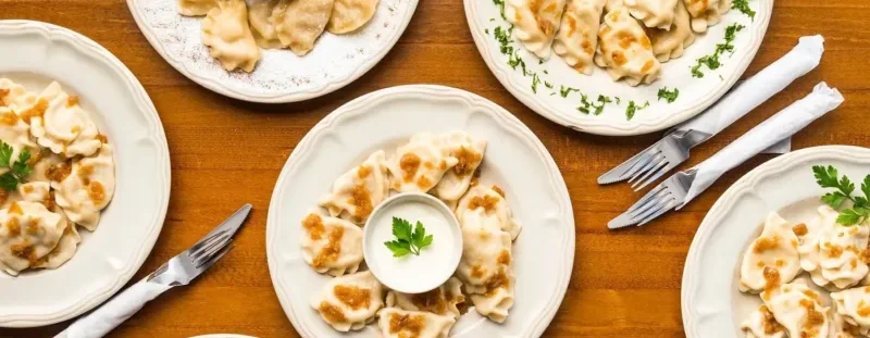 66a1086d2db9a-pierogowe-wariacje-800x0-c-default